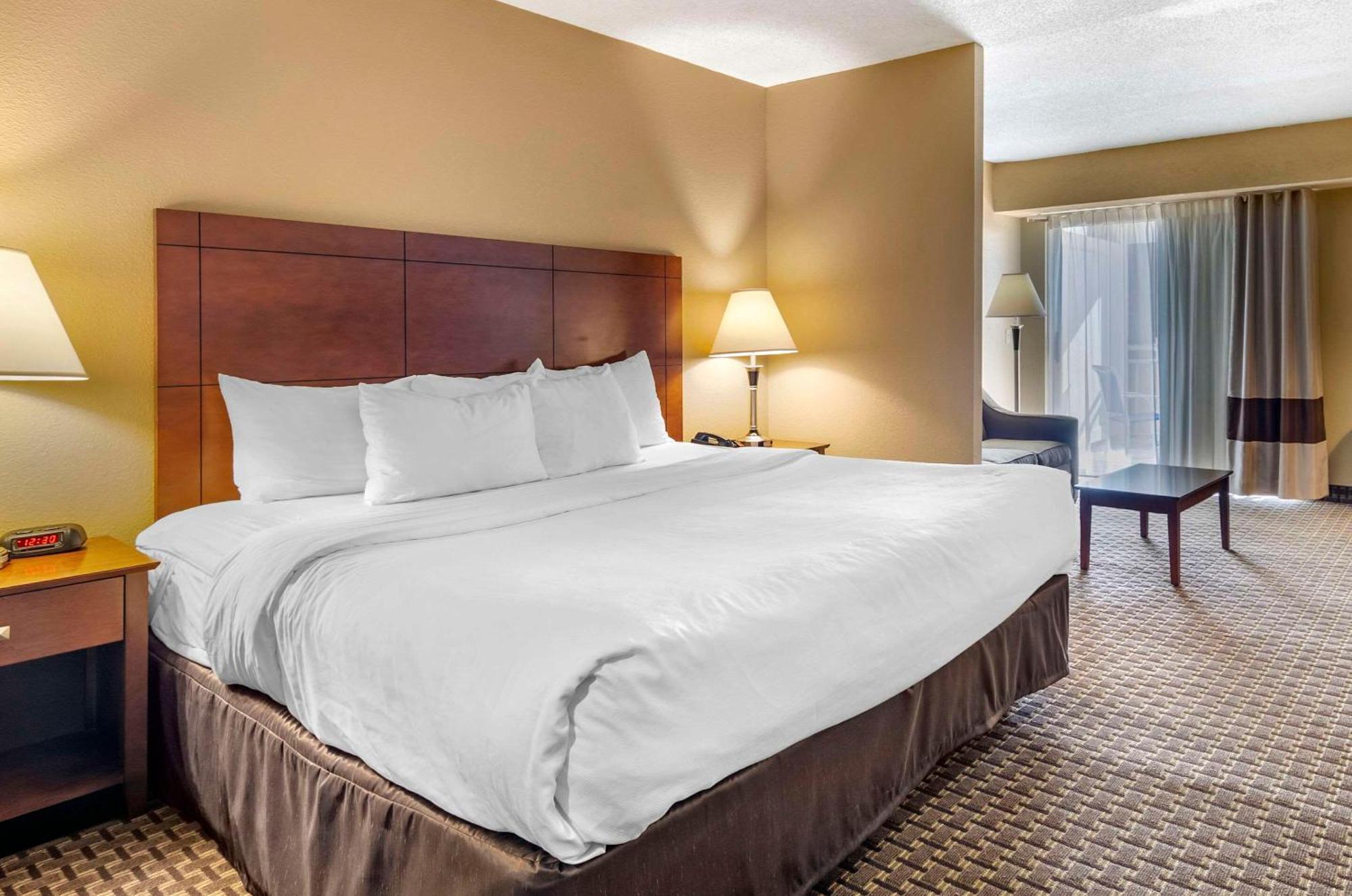 Comfort Inn & Suites Raphine - Lexington Near I-81 And I-64 Dış mekan fotoğraf
