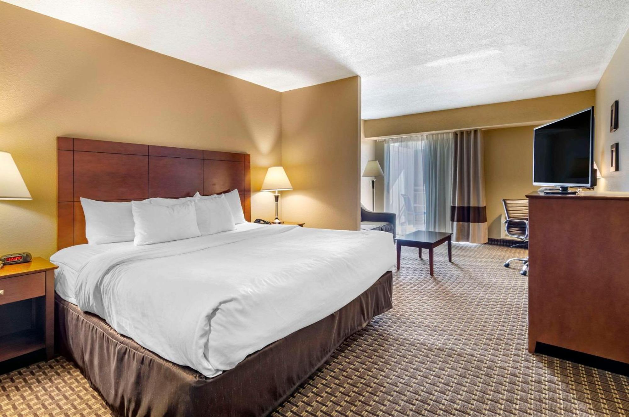 Comfort Inn & Suites Raphine - Lexington Near I-81 And I-64 Dış mekan fotoğraf
