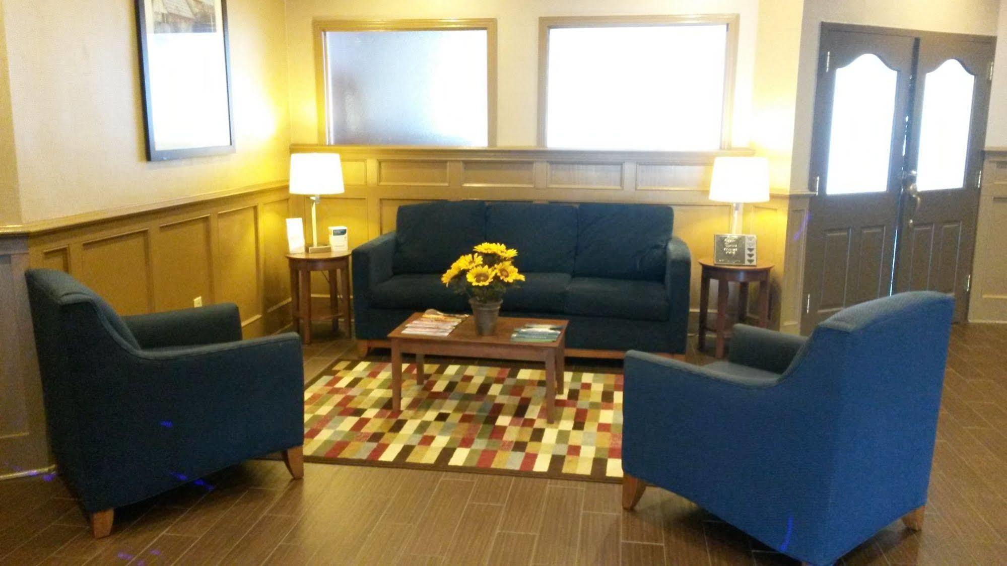 Comfort Inn & Suites Raphine - Lexington Near I-81 And I-64 Dış mekan fotoğraf