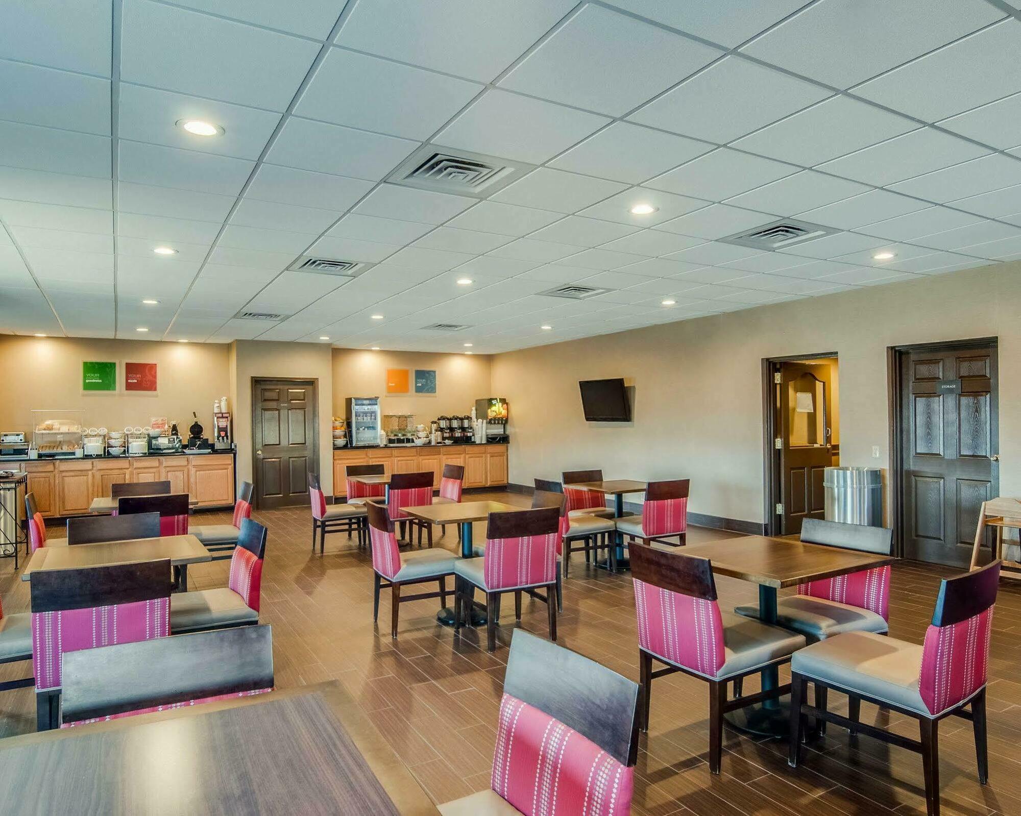 Comfort Inn & Suites Raphine - Lexington Near I-81 And I-64 Dış mekan fotoğraf